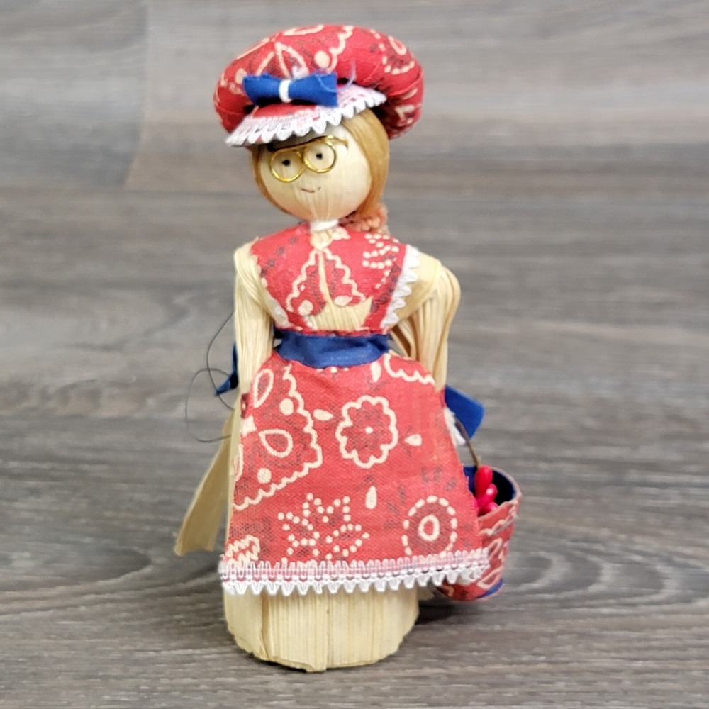 Vintage Homemade Christmas Ornament Corn Husks Western Country‎ Women